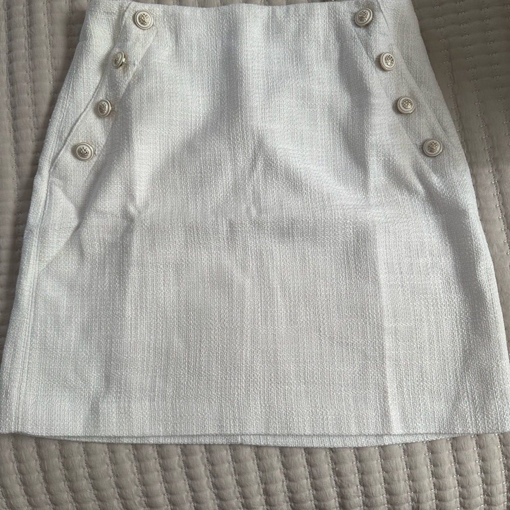Brand new Ann Taylor Loft white skirt